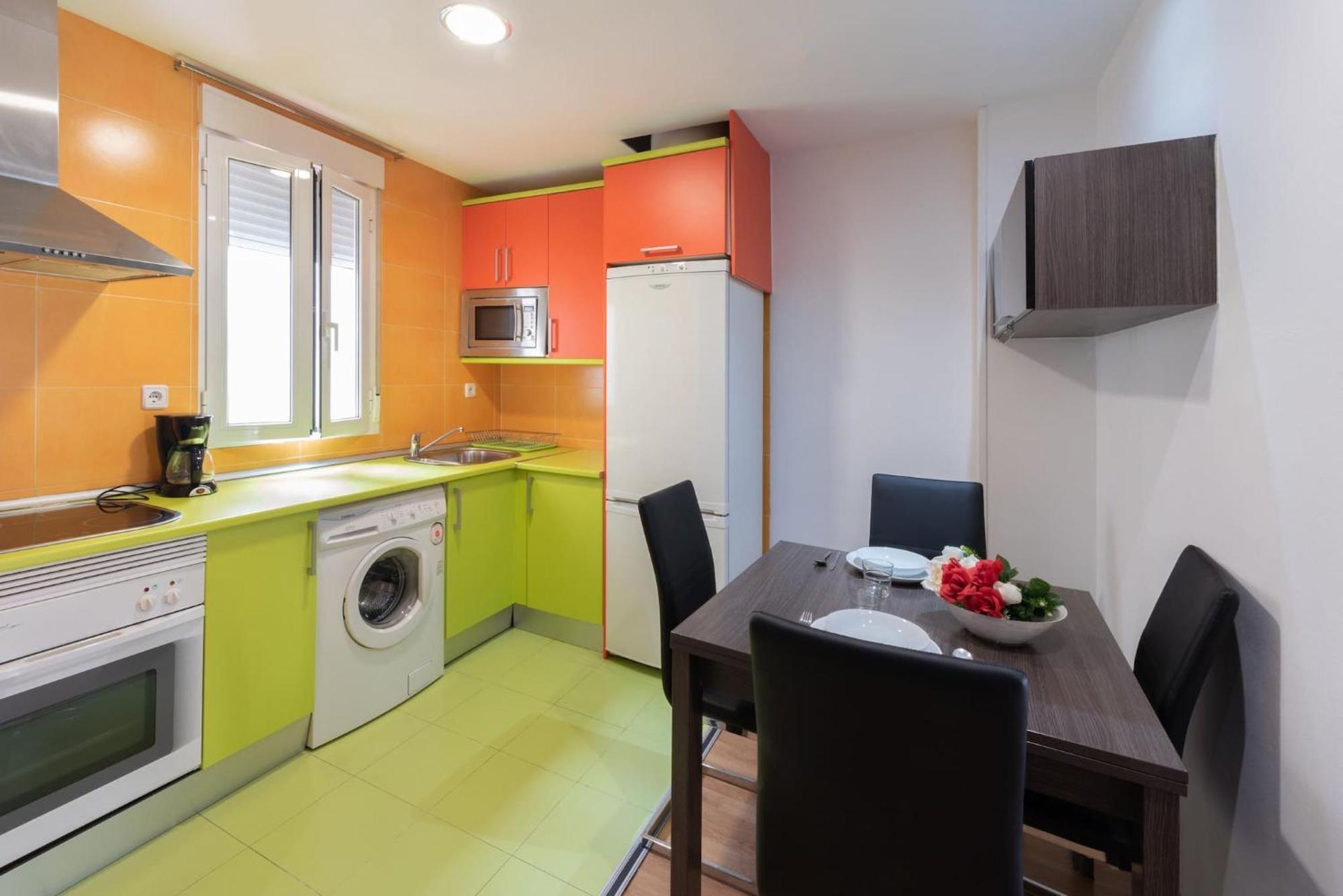 Apartamentos Day Madrid Ildefonso Centro Gran Via Sol Malasana Luaran gambar