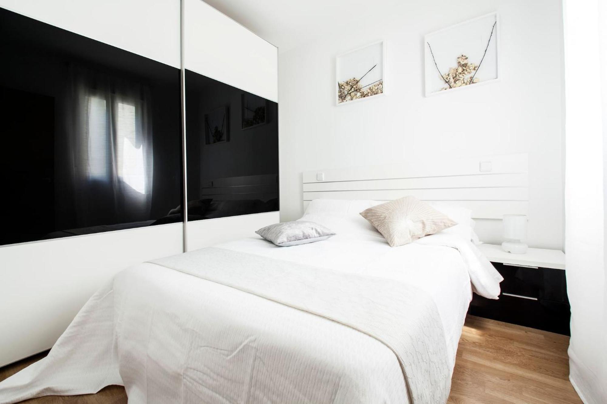 Apartamentos Day Madrid Ildefonso Centro Gran Via Sol Malasana Luaran gambar