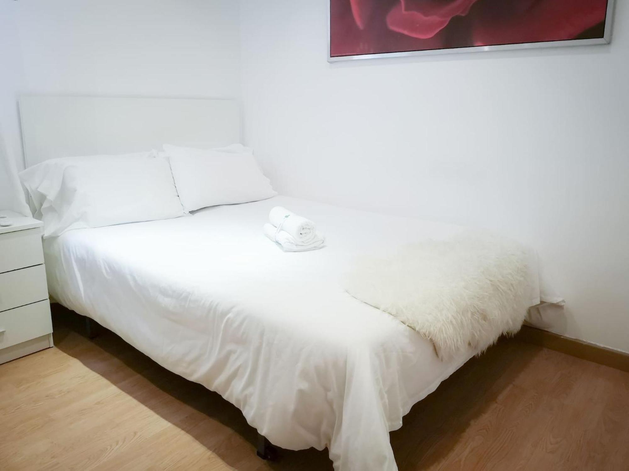 Apartamentos Day Madrid Ildefonso Centro Gran Via Sol Malasana Luaran gambar