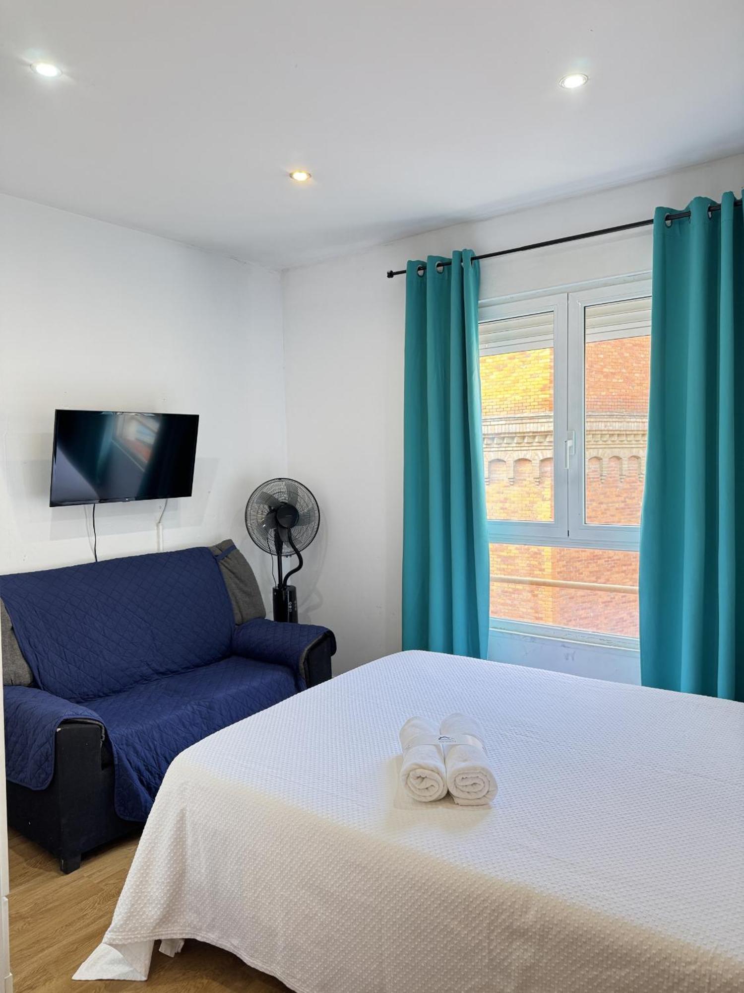 Apartamentos Day Madrid Ildefonso Centro Gran Via Sol Malasana Luaran gambar